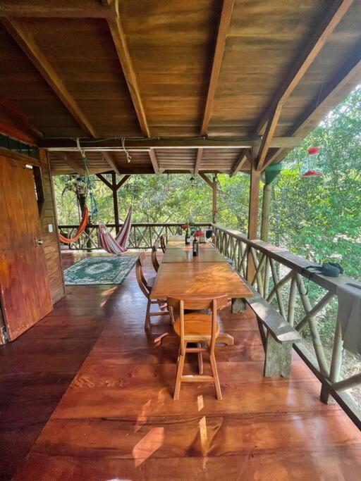 Caoni riverside Lodge Puerto Quito Esterno foto