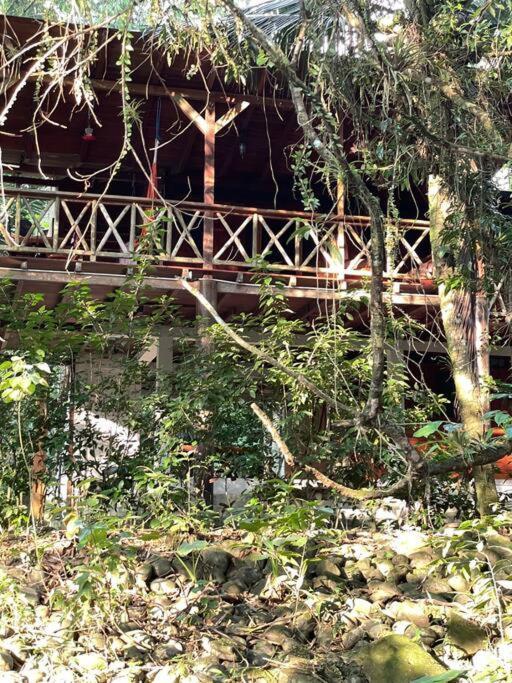Caoni riverside Lodge Puerto Quito Esterno foto