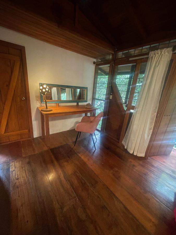 Caoni riverside Lodge Puerto Quito Esterno foto